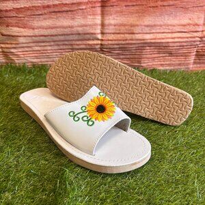 Women's Genuine Leather White Sandals with Sunflower Details Handmade in Mexico